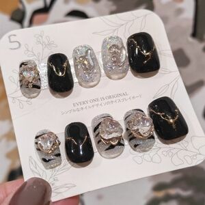 2/$20 Press on nails